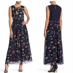 Tahari🌸🌸Floral Maxi dress size 8